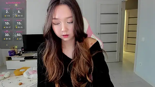Snapshot of Fluffy_Rose chatting on 05.29.26 Fluffy Rose online show from 05.29.26