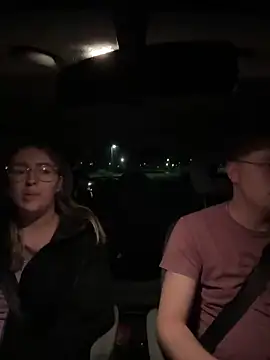 xX HotCouple Xx online show from 10.17.25