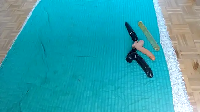 Snapshot of Sexmastre12 chatting on 10.17.25 Sexmastre12 online show from 10.17.25