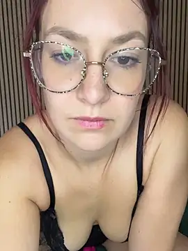 Snapshot of ladoucedu34 chatting on 10.25.25 ladoucedu34 online show from 10.25.25