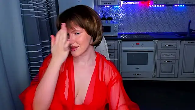 Snapshot of mirrorofsoul chatting on 02.14.25 mirrorofsoul online show from 02.14.25