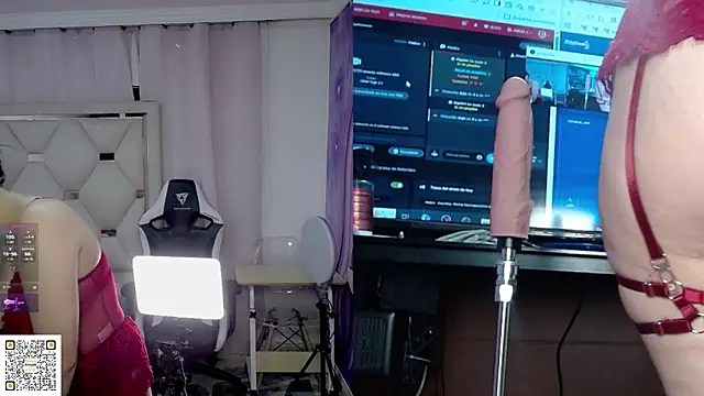 Snapshot of Tamaraa_wet chatting on 11.09.25 Tamaraa wet online show from 11.09.25