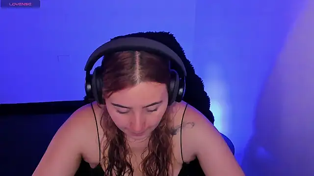 bonnie moon  online show from 03.15.26