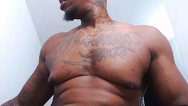 Snapshot of jhon_tomson1 chatting on 12.17.25 jhon tomson1 online show from 12.17.25