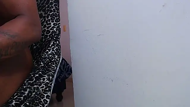 Snapshot of jhon_tomson1 chatting on 12.18.25 jhon tomson1 online show from 12.18.25