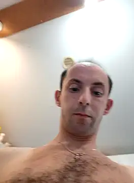 Snapshot of Drobniutki chatting on 01.09.25 Drobniutki online show from 01.09.25