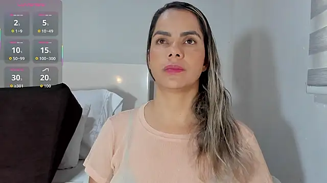 Snapshot of ClaraMariaMon chatting on 02.08.26 ClaraMariaMon online show from 02.08.26