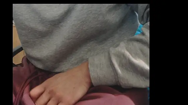 Snapshot of sexualtensionrelation chatting on 11.20.25 sexualtensionrelation online show from 11.20.25