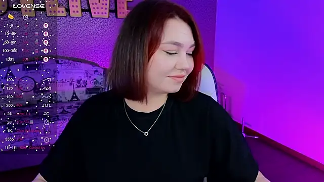 Snapshot of Lilumytrend chatting on 03.17.26 Lilumytrend online show from 03.17.26