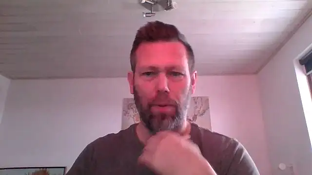 Snapshot of Gotta1 chatting on 02.08.26 Gotta1 online show from 02.08.26