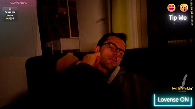 Snapshot of byakkotorra chatting on 03.17.25 byakkotorra online show from 03.17.25