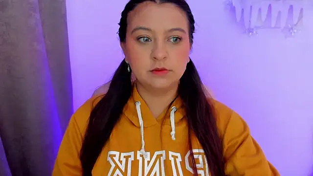 Sweet Chloe06 online show from 12.14.24