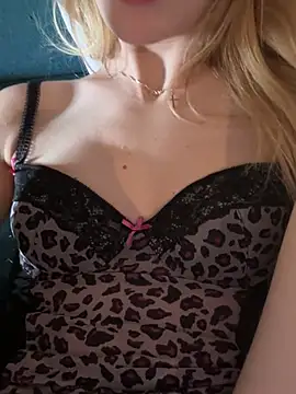 Snapshot of Lolitaxlola chatting on 01.06.25 Lolitaxlola online show from 01.06.25