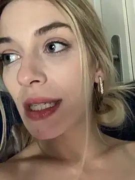 Lolitaxlola online show from 03.19.26