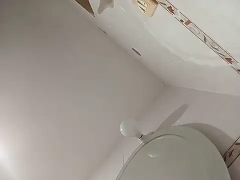 Roysitobebe  online show from 07.03.26