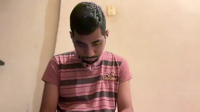 Snapshot of EnriquePersian197 chatting on 12.29.24 EnriquePersian197 online show from 12.29.24