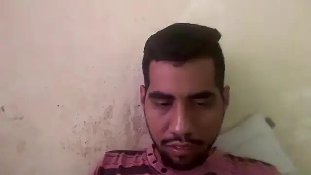 Snapshot of EnriquePersian197 chatting on 12.29.24 EnriquePersian197 online show from 12.29.24