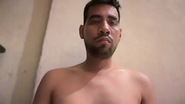 Snapshot of EnriquePersian197 chatting on 02.16.25 EnriquePersian197 online show from 02.16.25