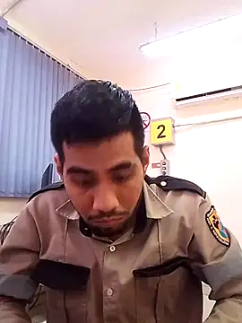 Snapshot of EnriquePersian197 chatting on 03.03.25 EnriquePersian197 online show from 03.03.25