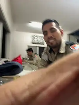 Snapshot of EnriquePersian197 chatting on 03.12.25 EnriquePersian197 online show from 03.12.25