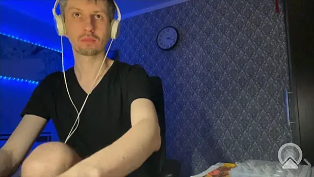 Aki-Laky online show from 03.26.26