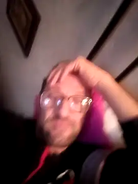 Snapshot of Porco81cazzo chatting on 12.16.25 Porco81cazzo online show from 12.16.25