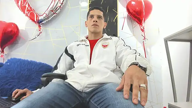 Snapshot of Steven_x94 chatting on 02.17.26 Steven x94 online show from 02.17.26