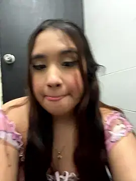 Snapshot of melyescobar chatting on 01.11.26 melyescobar online show from 01.11.26