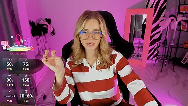 LadyIzabel online show from 02.25.26