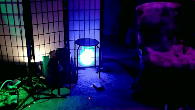 Snapshot of NinasNylonz chatting on 12.02.25 NinasNylonz online show from 12.02.25