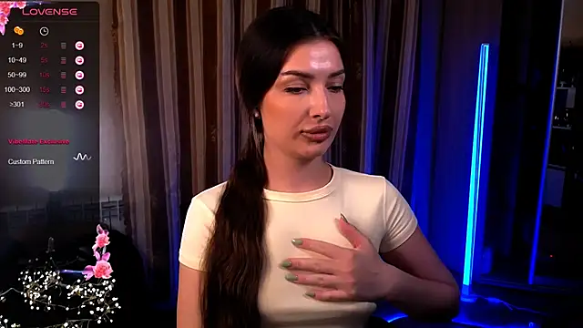Laura Bess online show from 07.05.26
