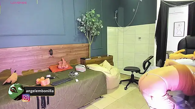 megan morgan01 online show from 03.21.26