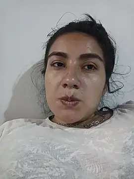 Snapshot of Hellen_Alex chatting on 02.14.26 Hellen Alex online show from 02.14.26