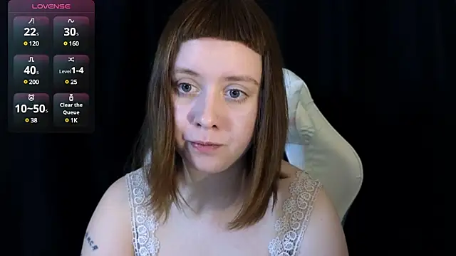 Snapshot of June_shy0 chatting on 02.27.25 June shy0 online show from 02.27.25