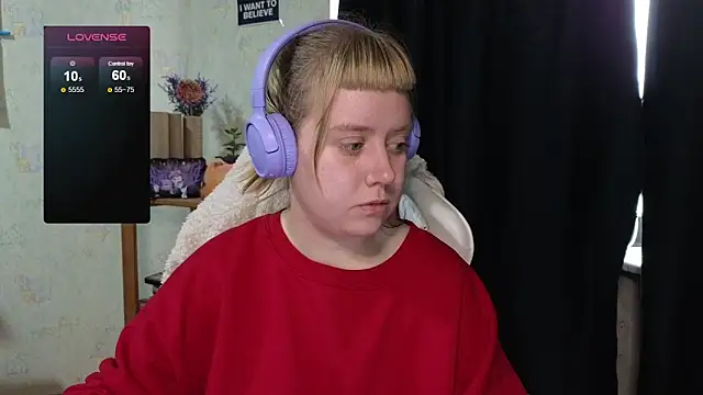 Snapshot of June_shy0 chatting on 10.23.25 June shy0 online show from 10.23.25