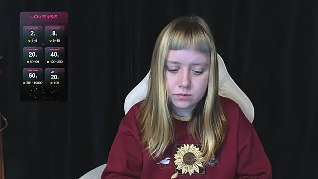 Snapshot of June_shy0 chatting on 11.26.25 June shy0 online show from 11.26.25