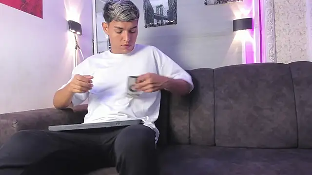 ryan carter08 online show from 10.02.25