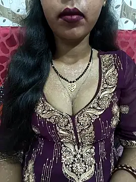 Snapshot of Sharmila-Singh chatting on 06.04.26 Sharmila-Singh online show from 06.04.26