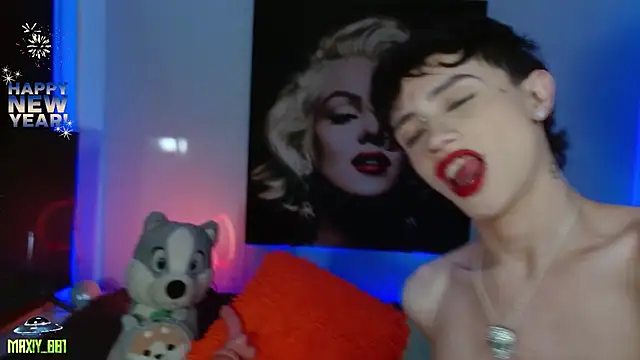 maxiy 001 online show from 01.02.25