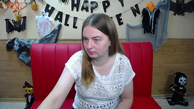 Snapshot of FreyaDak chatting on 11.09.25 FreyaDak online show from 11.09.25