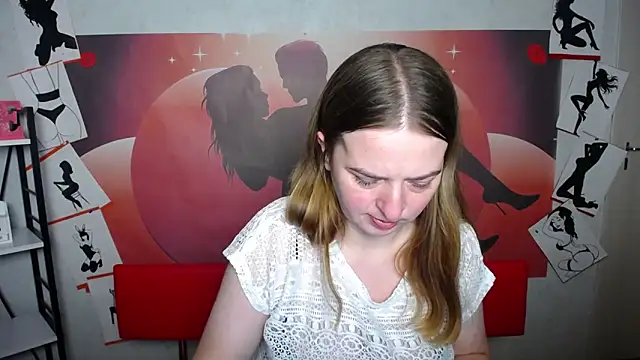 Snapshot of FreyaDak chatting on 12.03.25 FreyaDak online show from 12.03.25