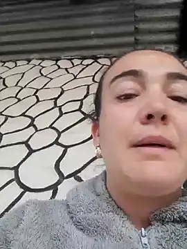 skayhot  online show from 12.14.24