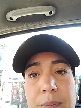 skayhot  online show from 12.15.24