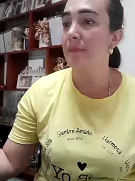 skayhot  online show from 12.23.24