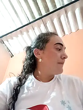 skayhot  online show from 12.31.24