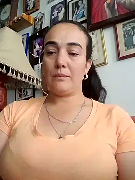 skayhot  online show from 01.14.25