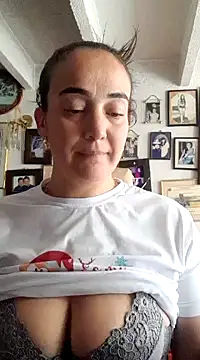 skayhot  online show from 01.19.25