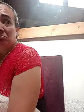 skayhot  online show from 02.14.25