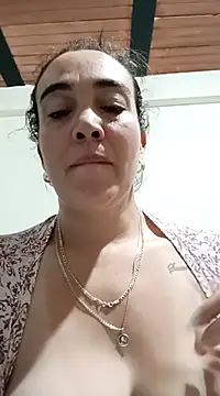 skayhot  online show from 02.22.25