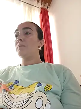 skayhot  online show from 02.25.25